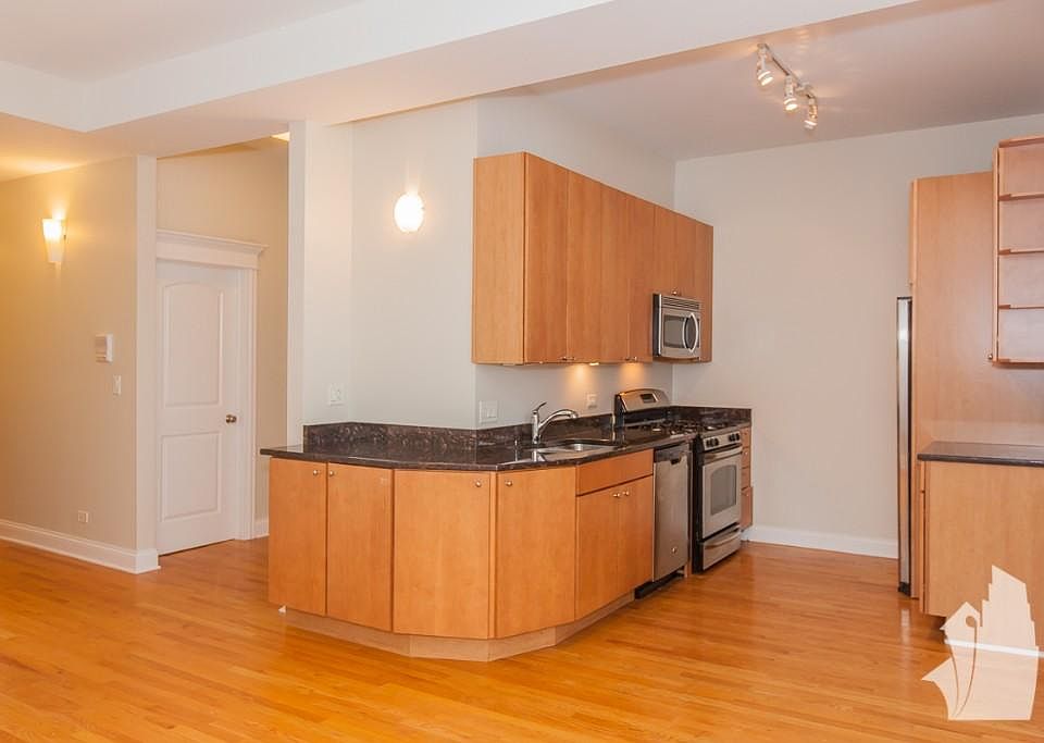 1st image of 3539 N Reta Ave #2R9