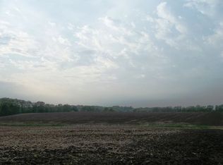 00000 Freeport Rd, Sterling, IL 61081