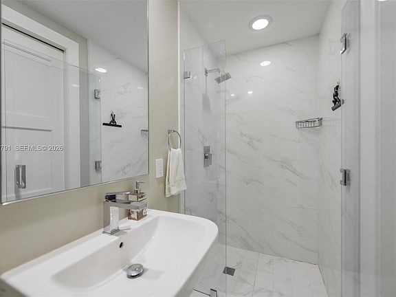 5th image of 801 S Miami Ave APT 3706