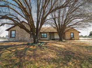 10720 Blue Fox Dr, Edmond, OK 73025