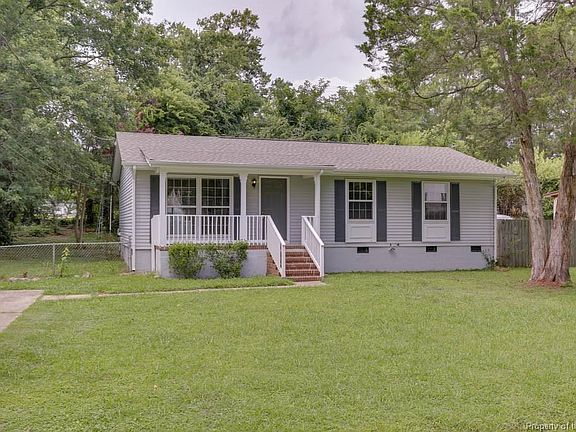 2nd image of 893 Tyler Dr