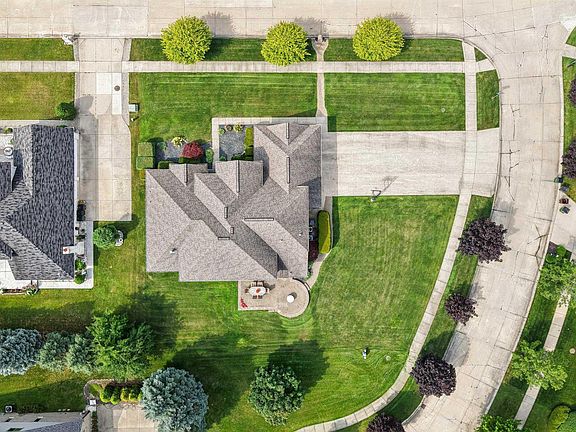 5th image of 14777 Sparrow Dr