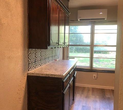 4th image of 4645 SE 20th St