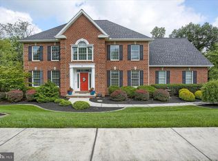 19 Emlyn Ln, Mechanicsburg, PA 17055