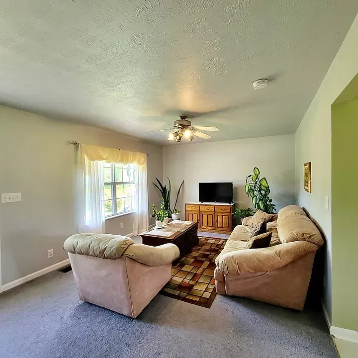 2 bed, 1000 sqft, $1,700 — Photo 4