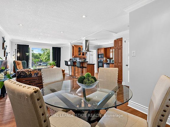 3rd image of 102 Birchlawn Dr