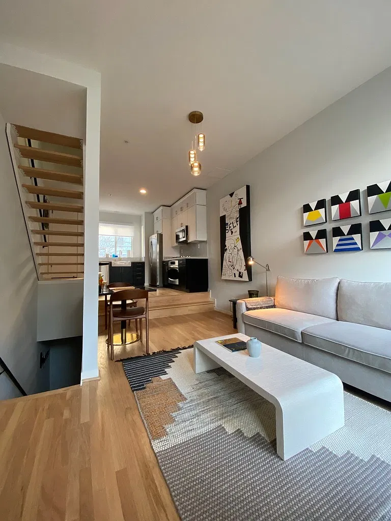 (By: International Executive Rentals) — Photo 3