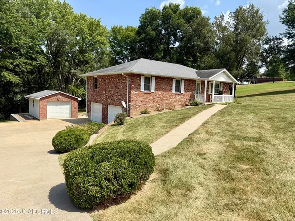 4009 Shamrock Rd, Jefferson City, MO 65101