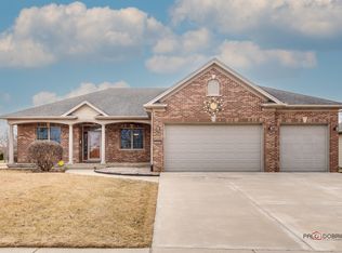 301 Red Hawk Rd, Hampshire, IL 60140