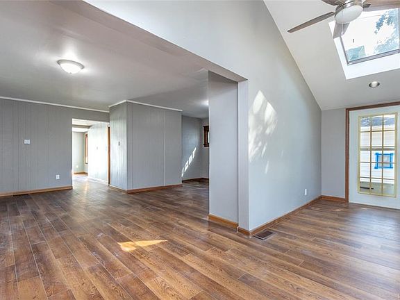 4th image of 491 Payne Ave