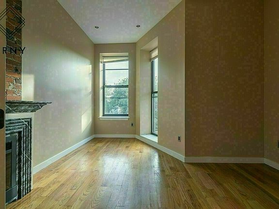 4th image of 913 Saint Johns Pl #2AA
