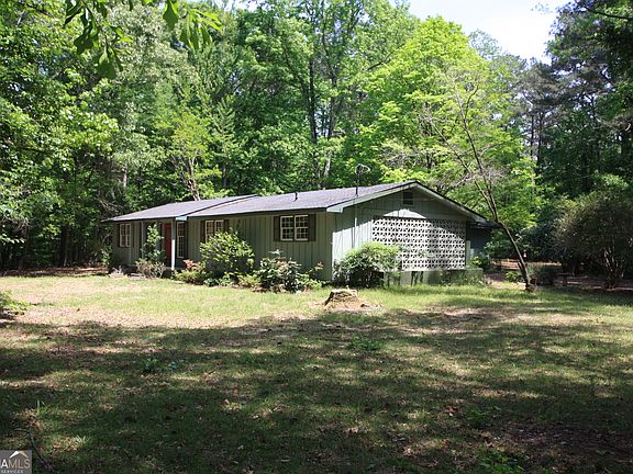 3rd image of 9 River Ln SW