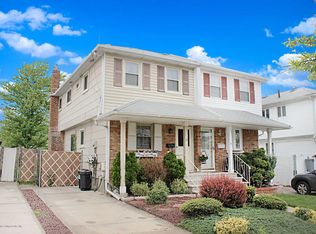77 Tynan St, Staten Island, NY 10312