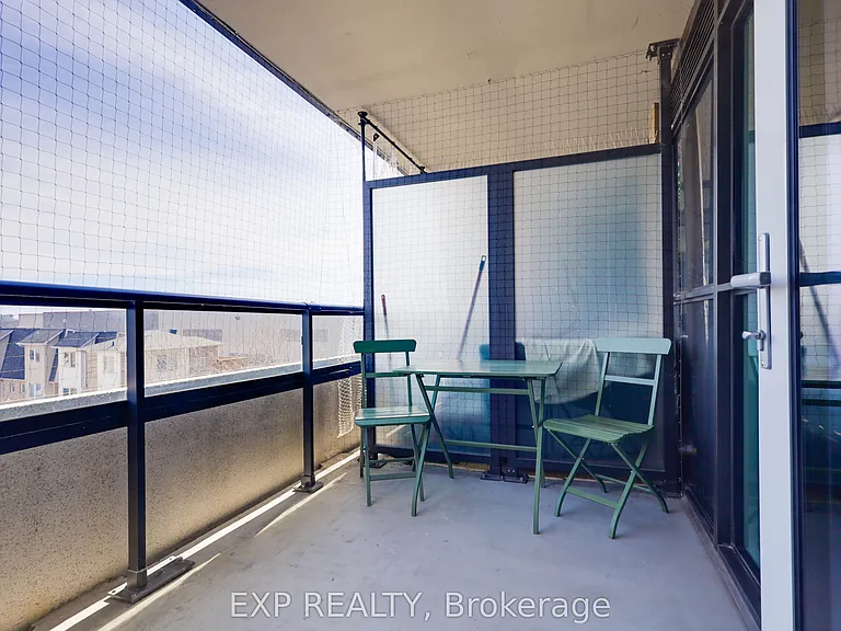 8 Trent Ave #410 — Photo 10
