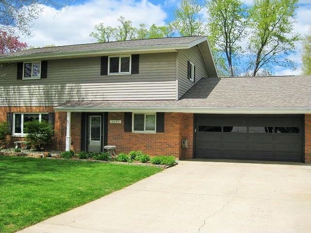1st image of 4490 Douglas Dr