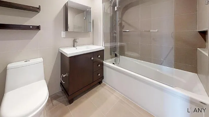 Rented by LandSeair Real Estate Group | media 11