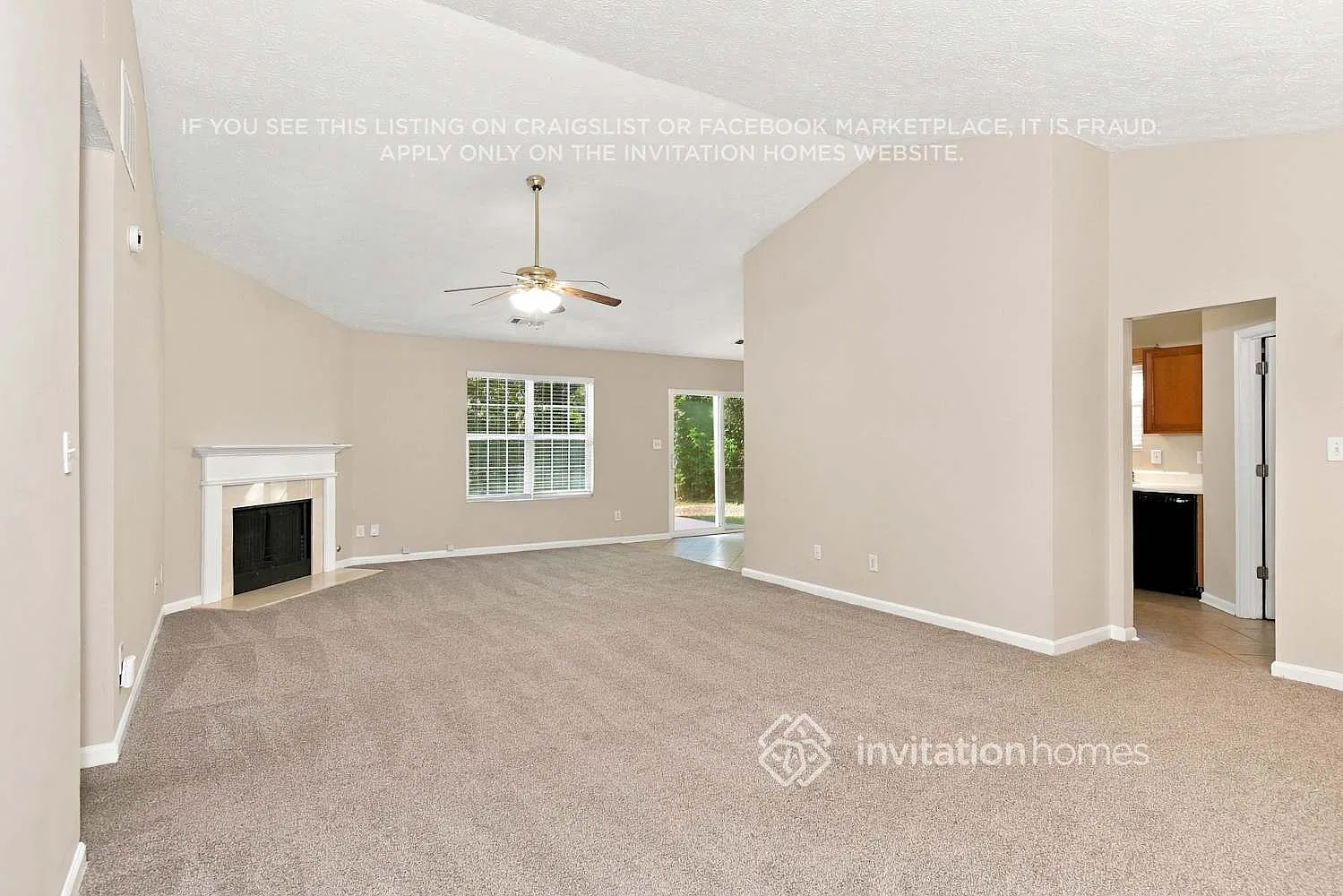 5290 Hillcrest Glenn Dr Sugar Hill, GA 30518 — Photo 4