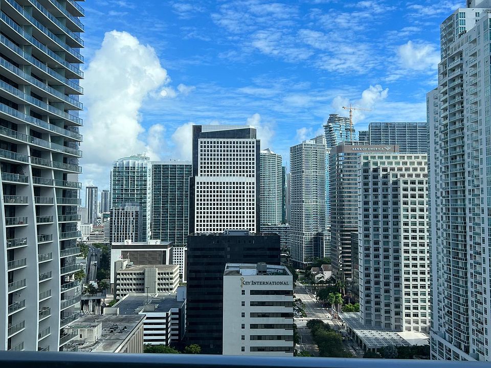 1st image of 1060 Brickell Ave APT 2617