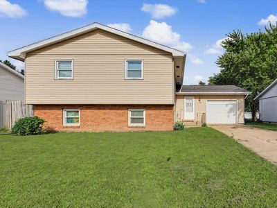 1300 N Motorola Dr, Pontiac, IL, 61764