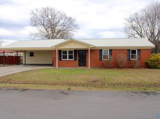 111 Chateau Rd, New Hope, AL 35760