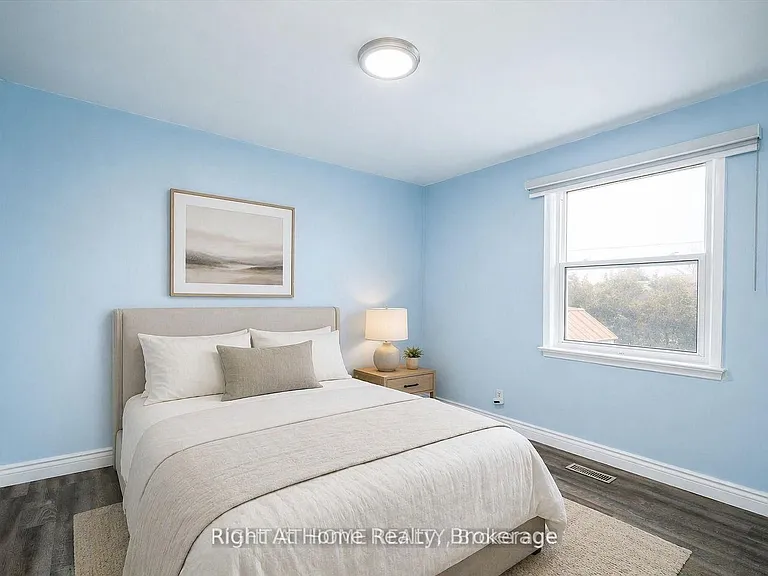 322 Jasper Ave — Photo 9