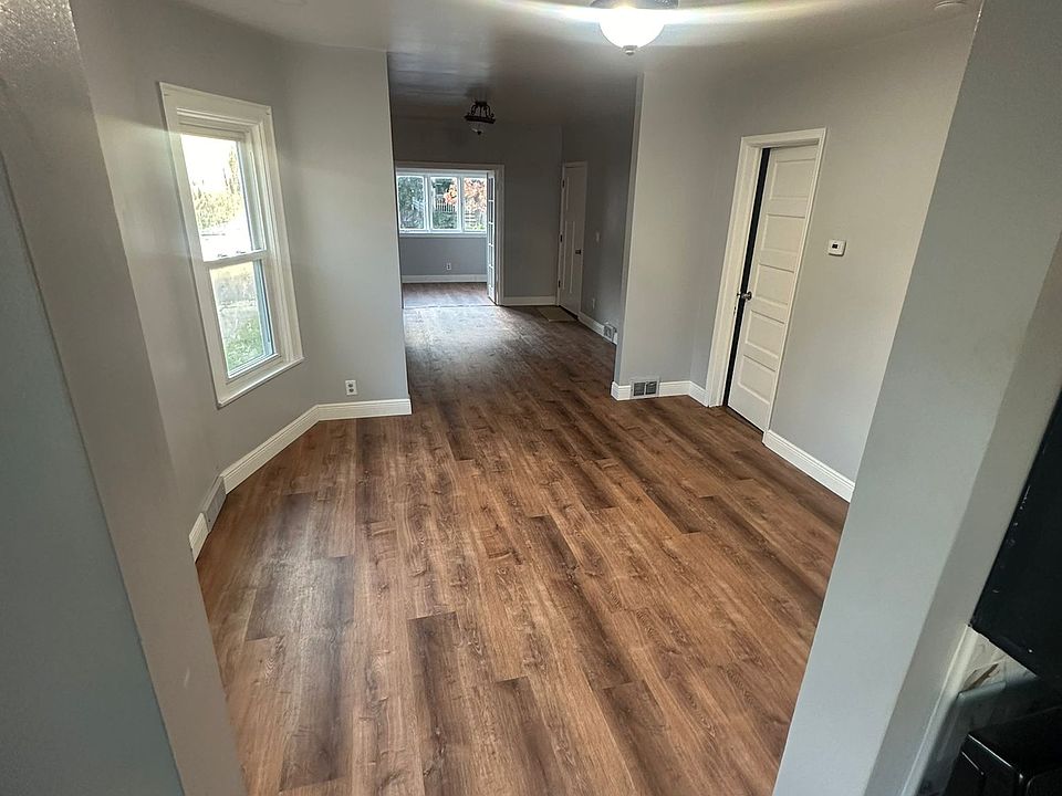 1st image of 86 Colton Ave #1