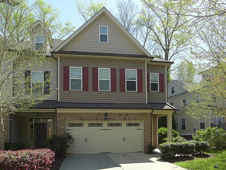 304 Rose Walk Ln — Photo 1