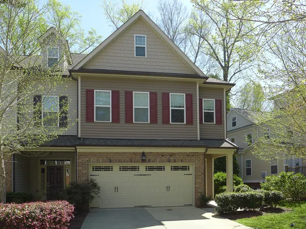 304 Rose Walk Ln, Carrboro, NC 27510