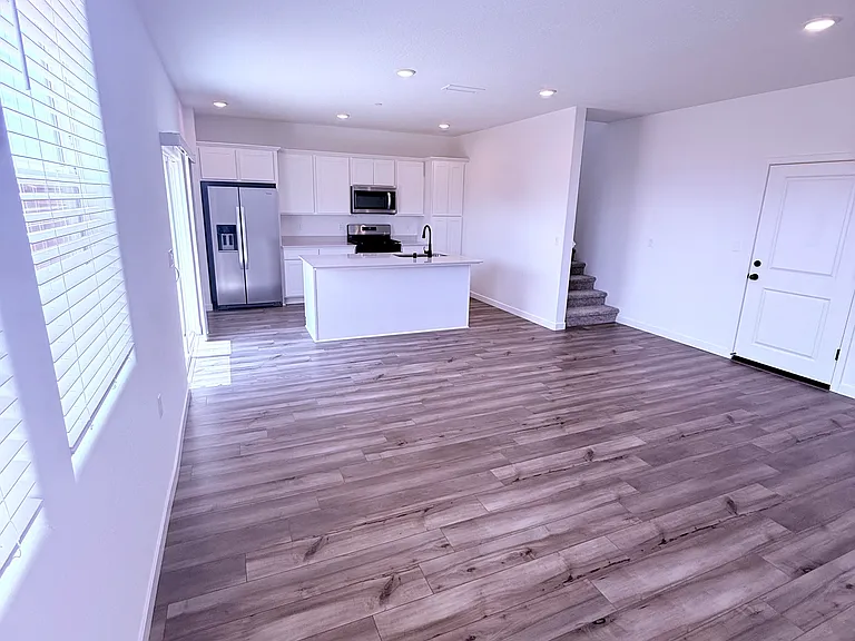 6461 W Austin Way — Photo 3