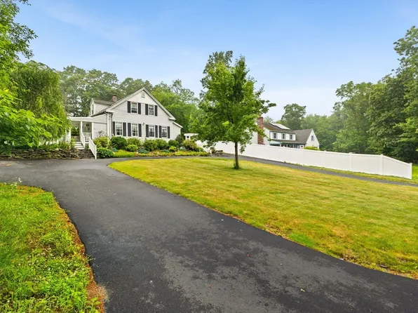 47-49 Dean St, Norton, MA 02766