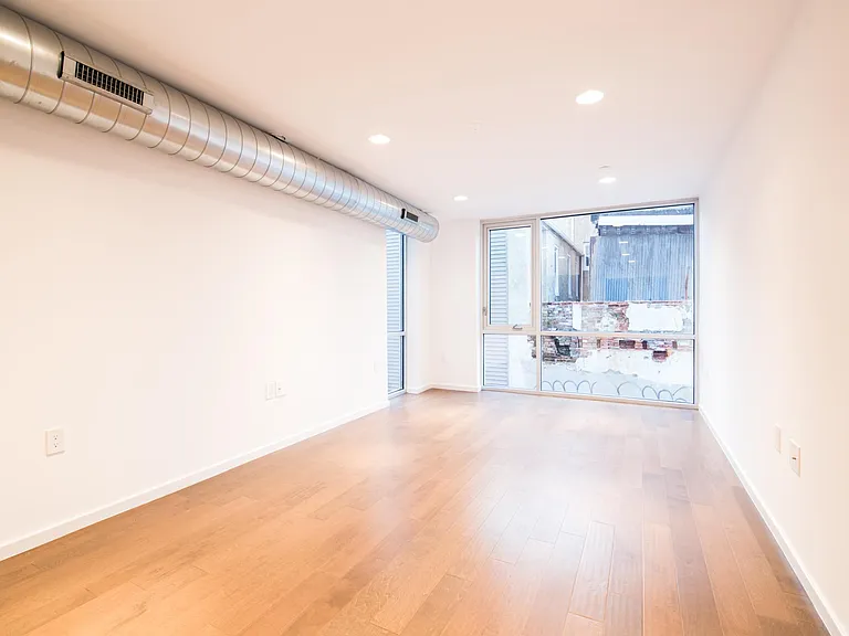 1444 N 7th St #2 — Photo 6