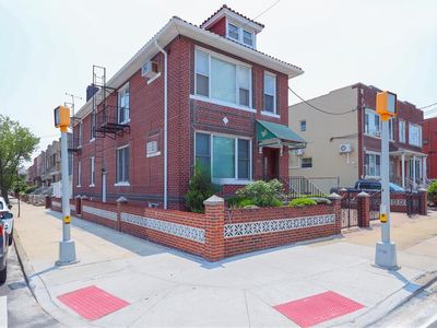 7101 11th Ave, Brooklyn, NY, 11228