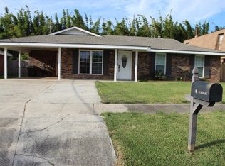 147 Alamo Dr, Houma, LA 70360