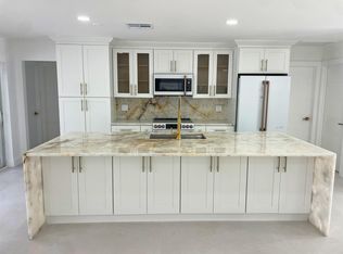 359 Country Club Drive, Tequesta, FL 33469
