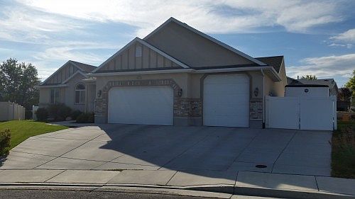 1st image of 4541 S Greystock Cir