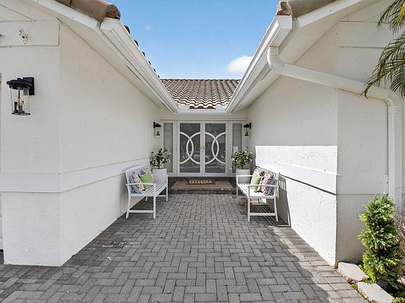 2nd image of 2402 NW 30th Street