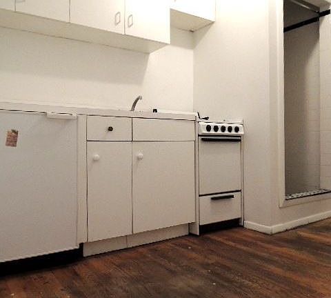 2nd image of 148 Sullivan St APT 5