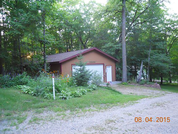 2nd image of 49806 Leek Lake Trl