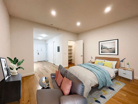 3rd image of 37 Wall St APT 15L