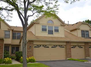 3210 Carriage Way Dr, Arlington Heights, IL 60004