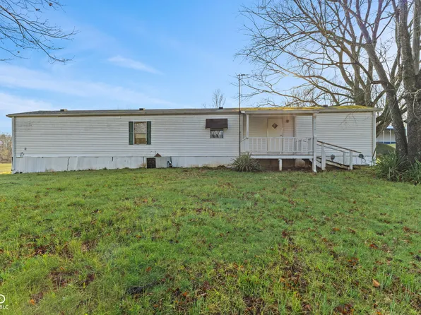 10326 Tower Rd, Quincy, IN 47456