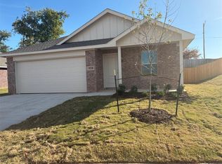 9228 SW 20th St, Oklahoma City, OK 73128