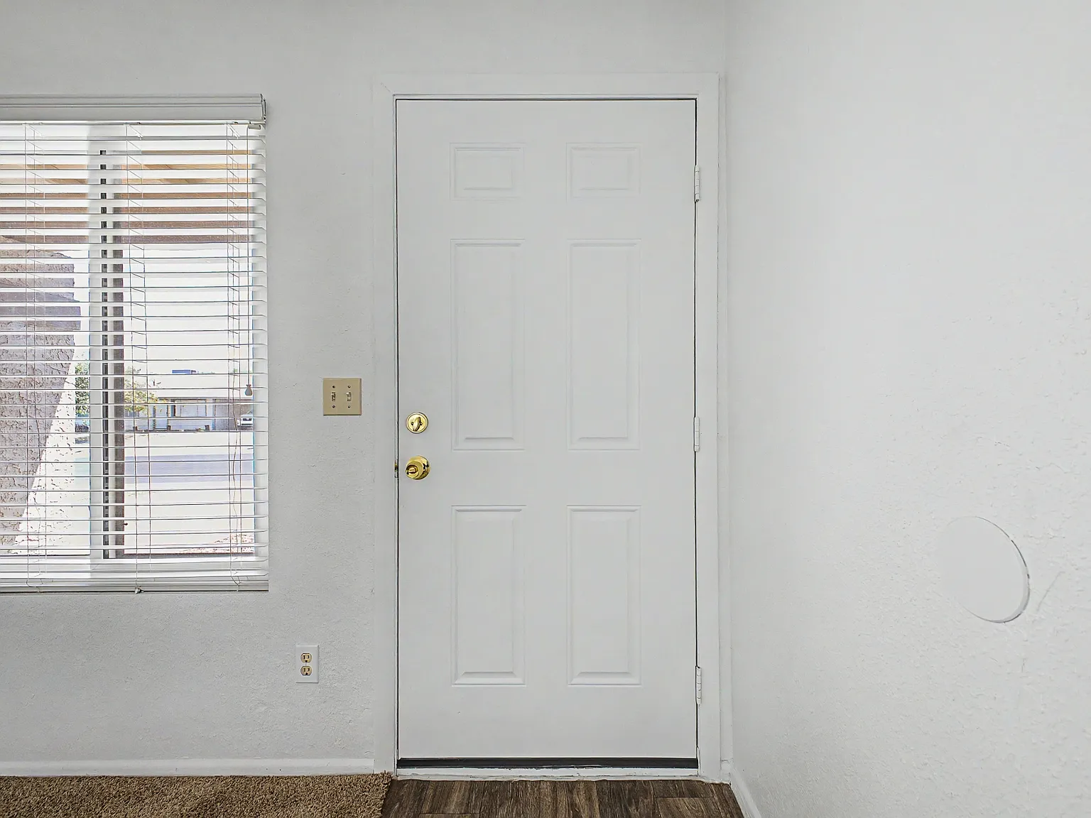 3 bed, 1416 sqft, $2,000 — Photo 4
