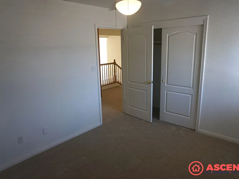 11805 Wethersfield St — Photo 8