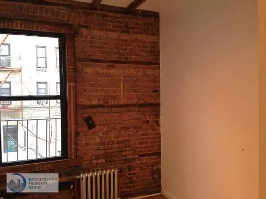 Rented by Metropolitan Property Group | media 52