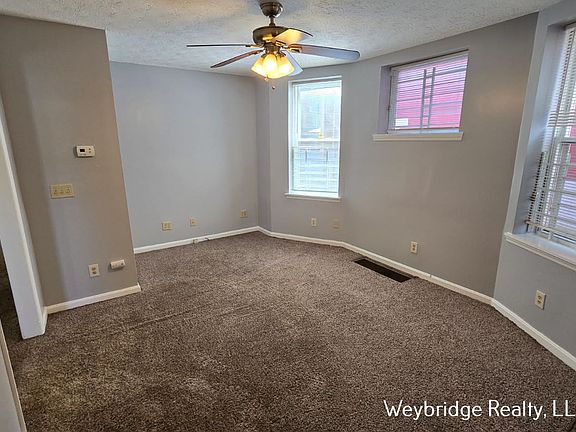 3rd image of 4000 W Liberty St #1