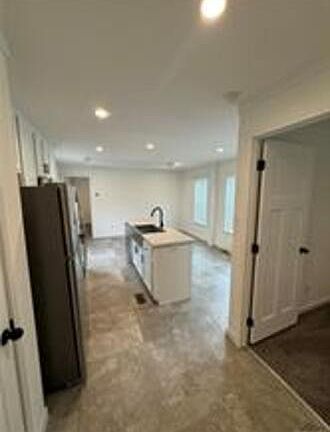 2nd image of 100 Palisades Park Dr