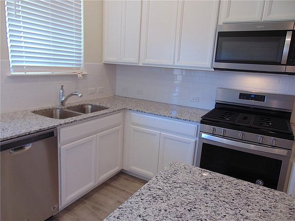 4th image of 128 Bayberry Cir