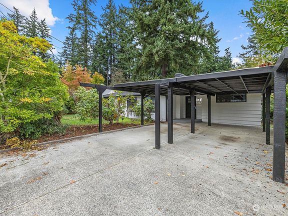 2nd image of 1707 62nd Street SE