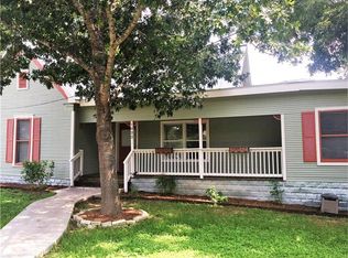 1022 Alamo St, San Marcos, TX 78666